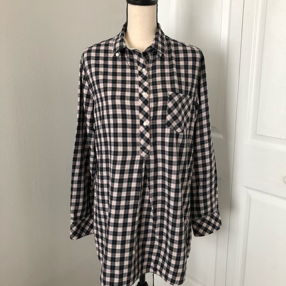 ❤️3X20 VICTORIA’S SECRET PLAID LADY BLOUSE